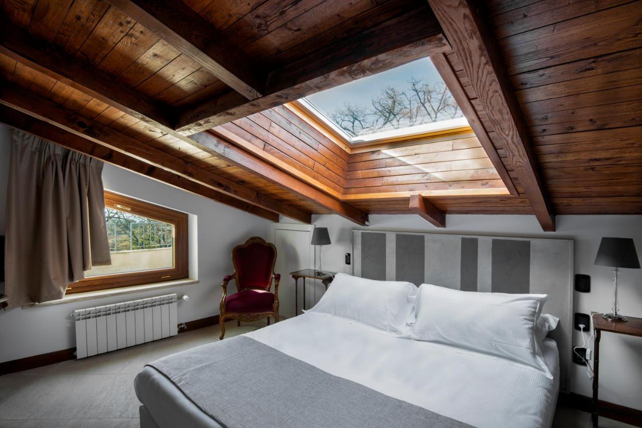 La Locanda Del Pontefice - Luxury Country House Marino Exterior photo